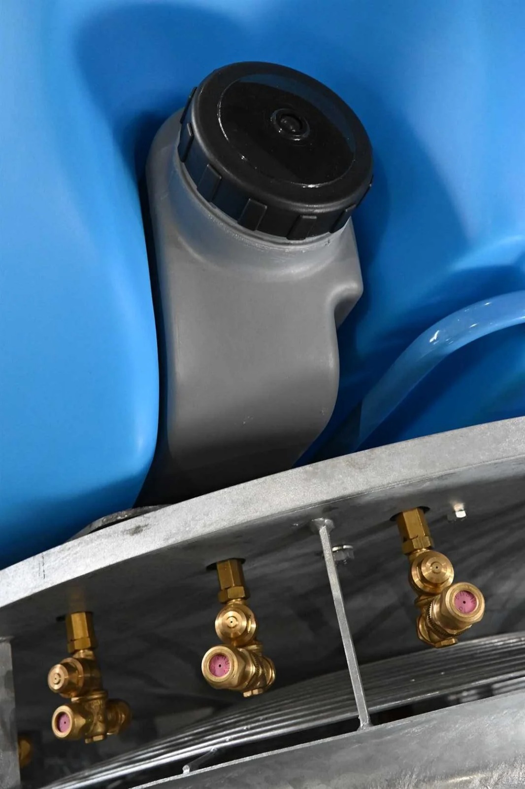 WhatsApp Image 2026-03-27 at 14.32.02 (2)